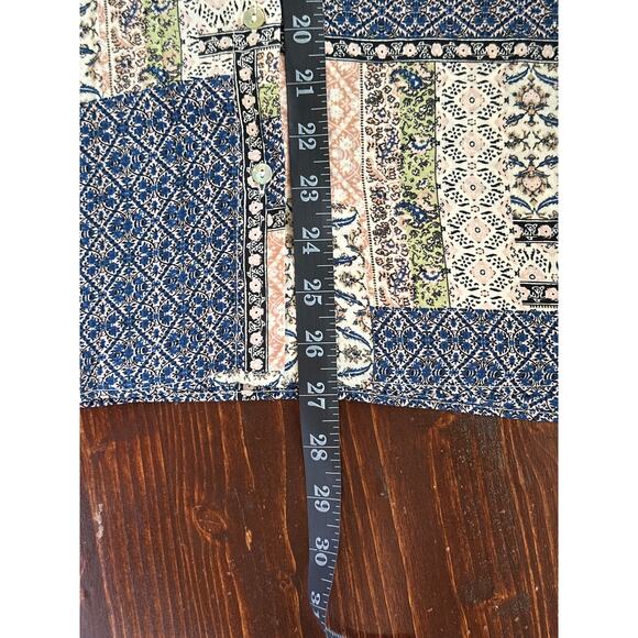 Rose + Olive Faux Patchwork Lightweight Blouse L Blue Pink Coquette Boho - Picture 10 of 11